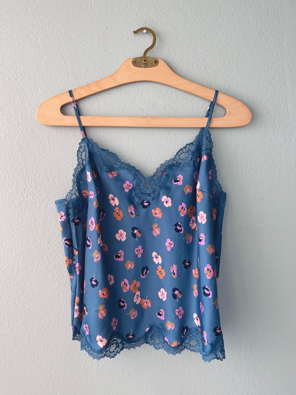 🌱5/$25🌱 Victoria’s Secret | Blue Satin Floral Pajama Camisole Tank Top